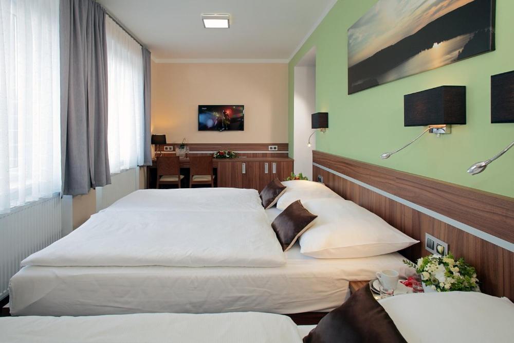 Hotel Jezerka Seč Eksteriør billede