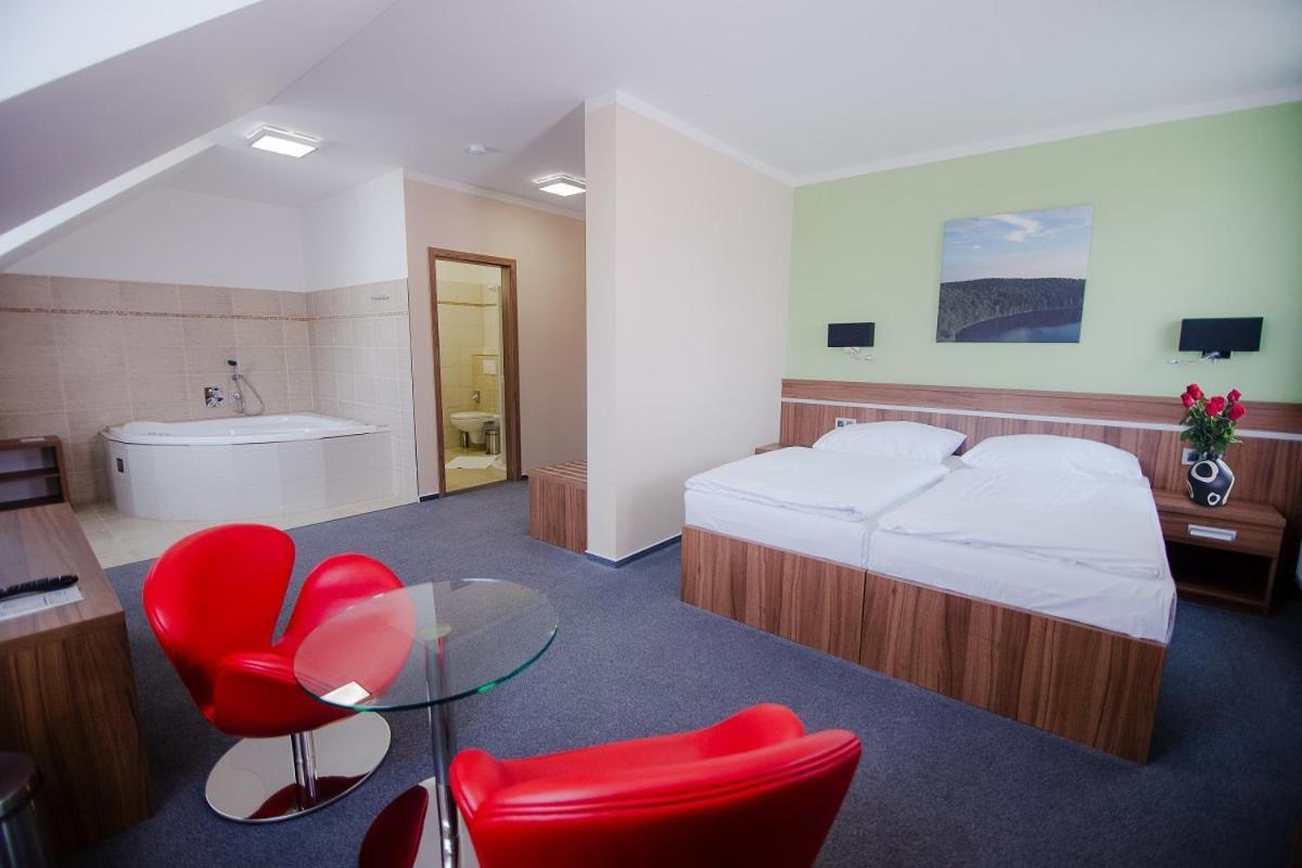 Hotel Jezerka Seč Eksteriør billede