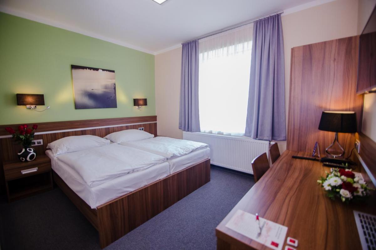 Hotel Jezerka Seč Eksteriør billede