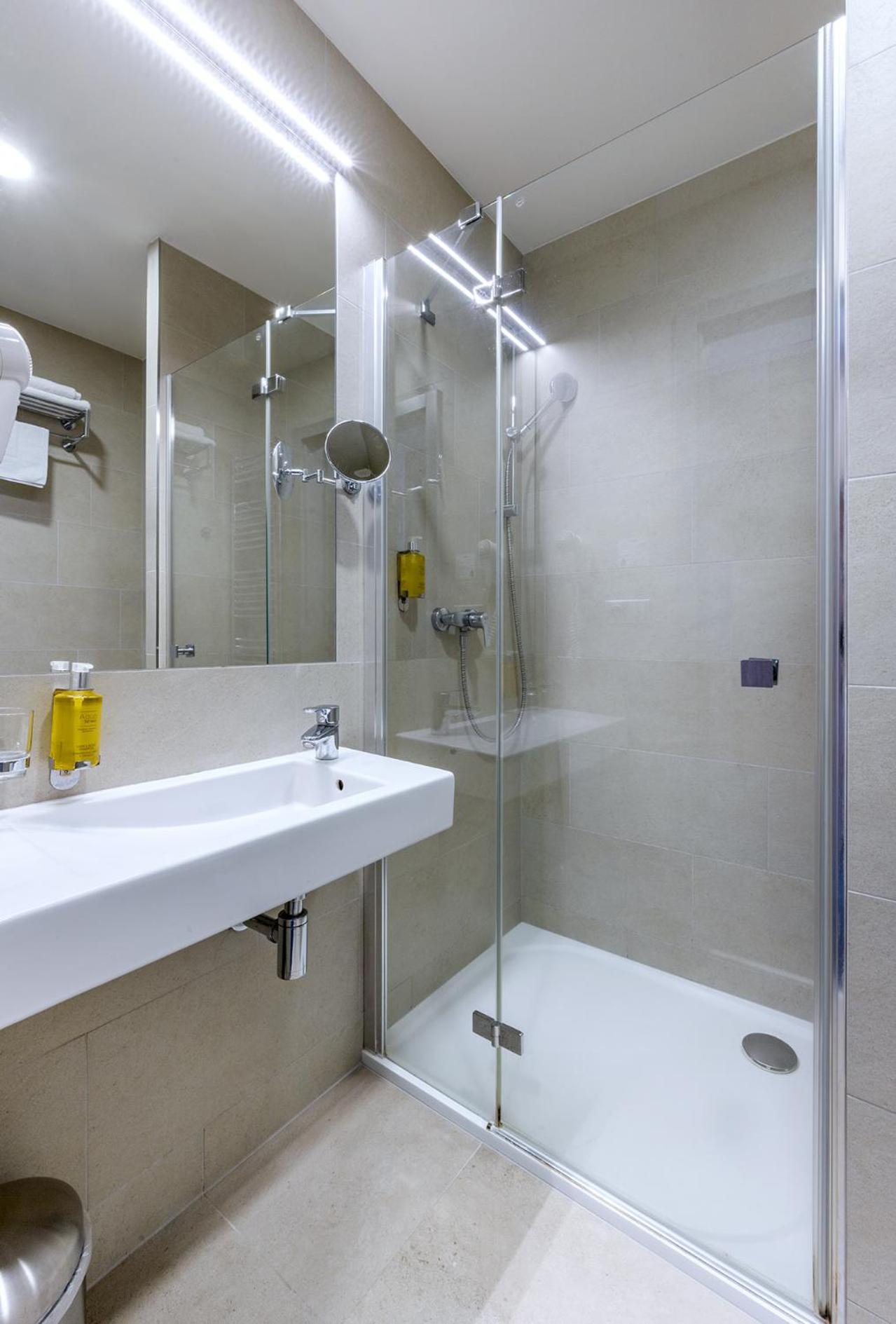 Hotel Jezerka Seč Eksteriør billede